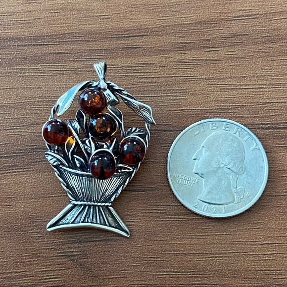 Vintage Sterling Silver Amber Miniature Fruit Basket Pin Brooch Pendant - Picture 4 of 12